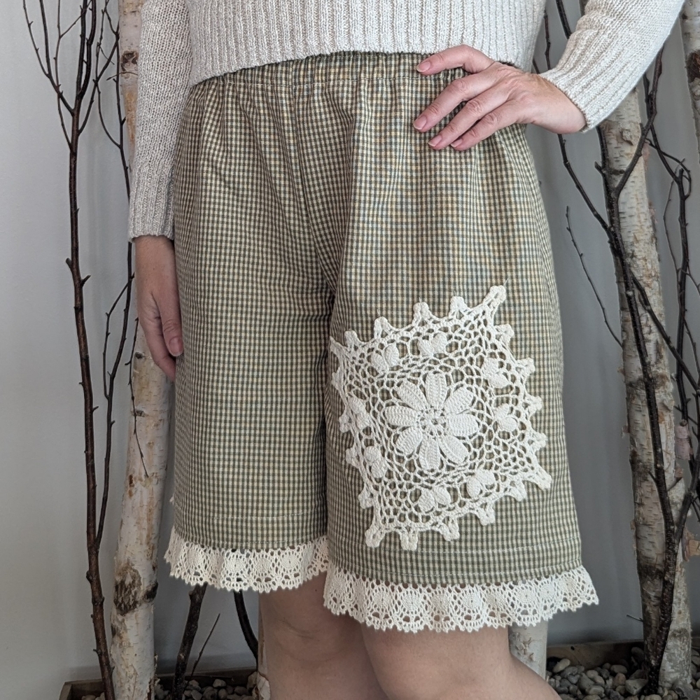 1 of 1 GINGHAM SHORTS made from vintage curtains S